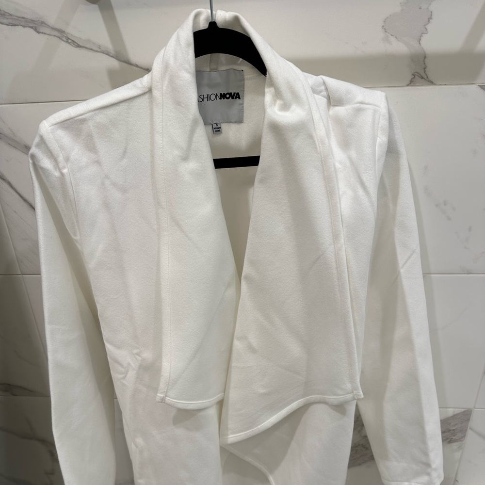 Fashion Nova Manhattan Coat